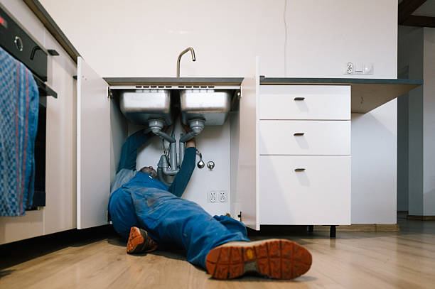 Professional Leak Detection technician working in South Vienna, OH